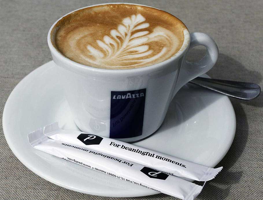 In Roma Coffee in Banbury you can find coffee, tea, Cakes, Sandwiches, Snacks, Salads, Croissants, breakfast, brunch. lunch! VISIT US!