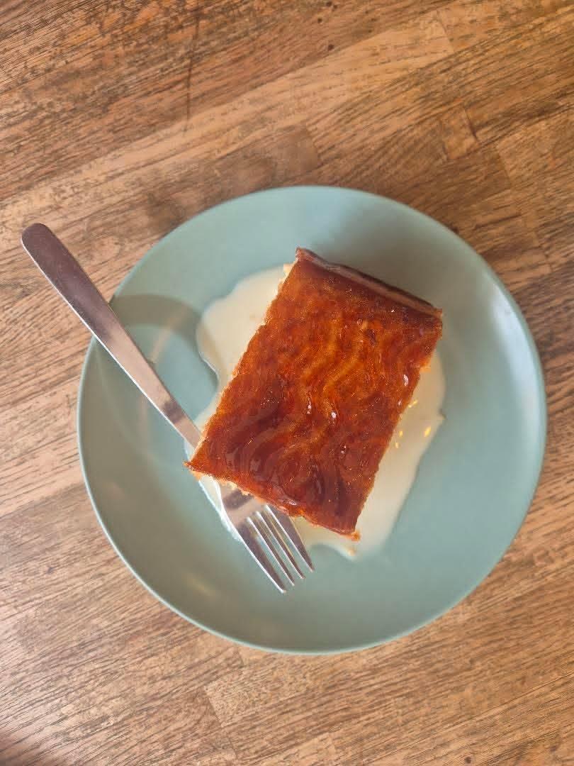 Sweets | In Roma Coffee in Banbury you can find coffee, tea, Cakes, Sandwiches, Snacks, Salads, Croissants, breakfast, brunch, lunch! VISIT US!
